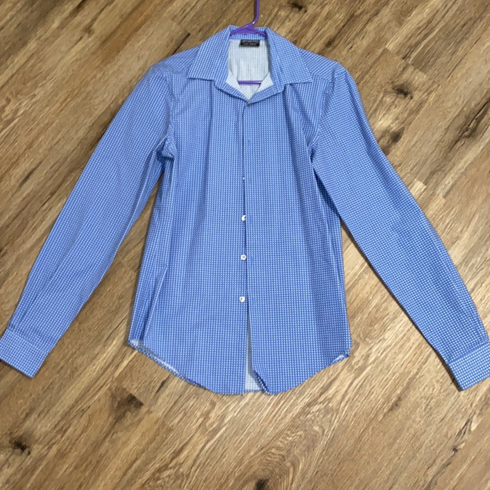 Van Heusen Small Blue and White Dress Shirt. Measurements attached in Photo